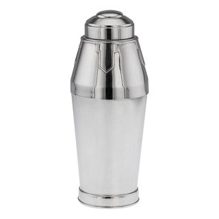 English Art Deco Silver Cocktail Shaker from Walker & Hall, 1939 For Sale