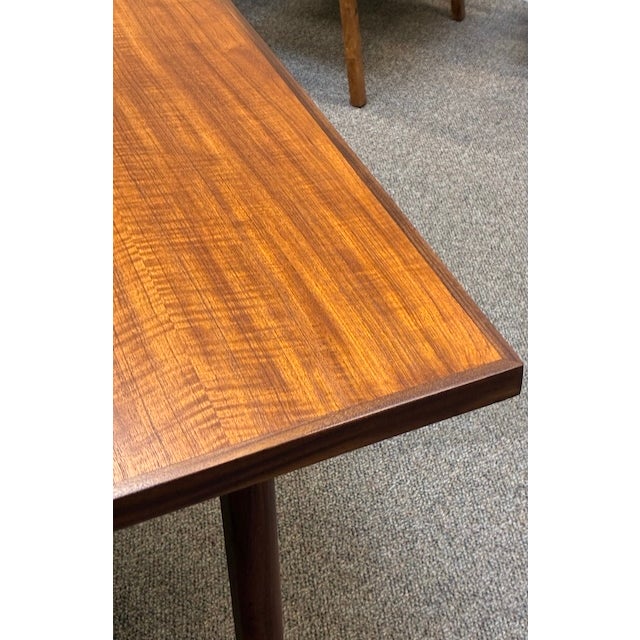 Mid Century Modern Extending Teak Dining Table c.1960 For Sale - Image 10 of 16