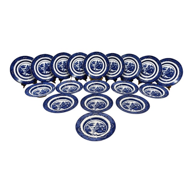 Early 20th Century Spode Copeland Temple Landscape II Blue Transferware Service for Nine – Gilman Collamore, New York - 18 pcs For Sale