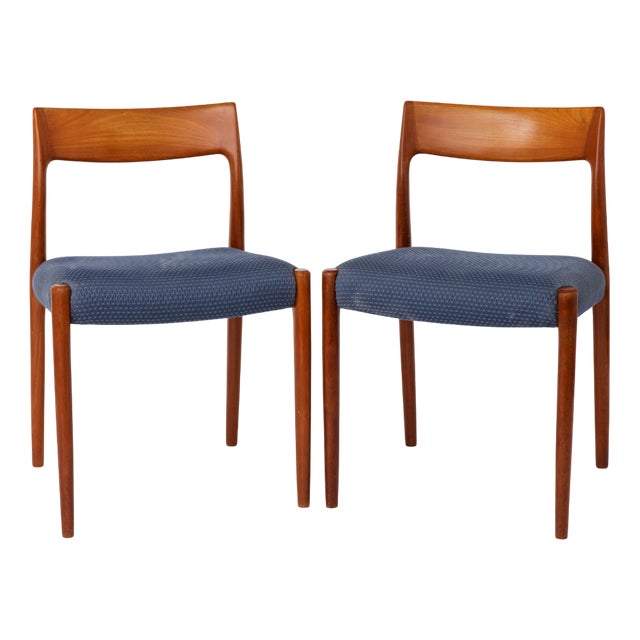 Model 77 Dining Chairs in Teak by Niels Otto Møller for J.L. Møllers, 1960s, Set of 2 For Sale