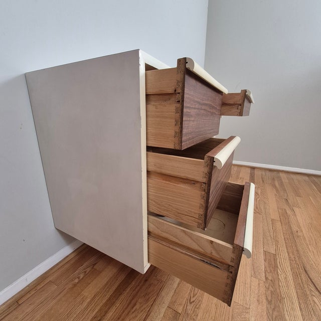 White 1970s Mid-Century Modern Style Two-Tone White & Faux Wood Laminate Writing Desk For Sale - Image 8 of 11