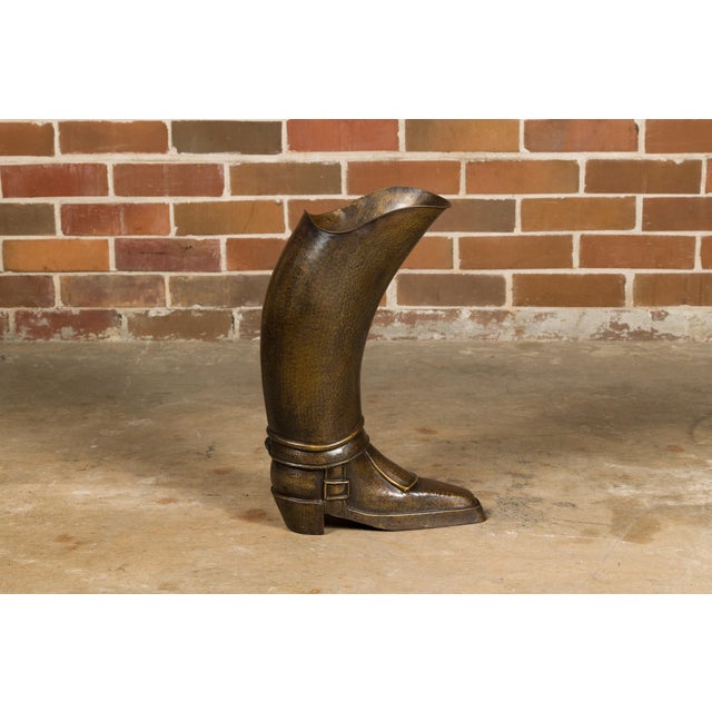 English 1920s Hand-Hammered Copper and Brass Musketeer Boot Umbrella Stand For Sale In Atlanta - Image 6 of 12