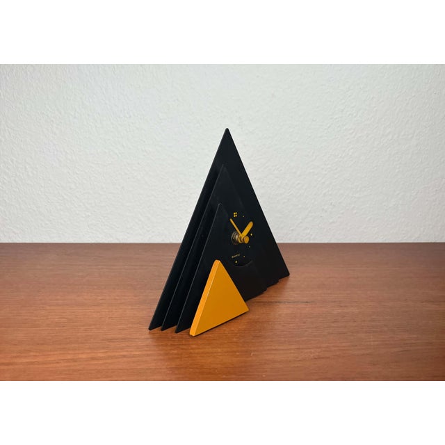 Vintage Japanese Black and Yellow Pyramide Table Clock from Makiko Taniguchi, 1980s For Sale - Image 15 of 18