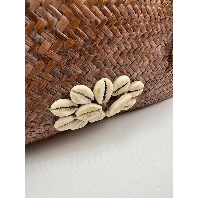 Three Vintage Handwoven Rattan and Shell Bags / Baskets For Sale - Image 14 of 14