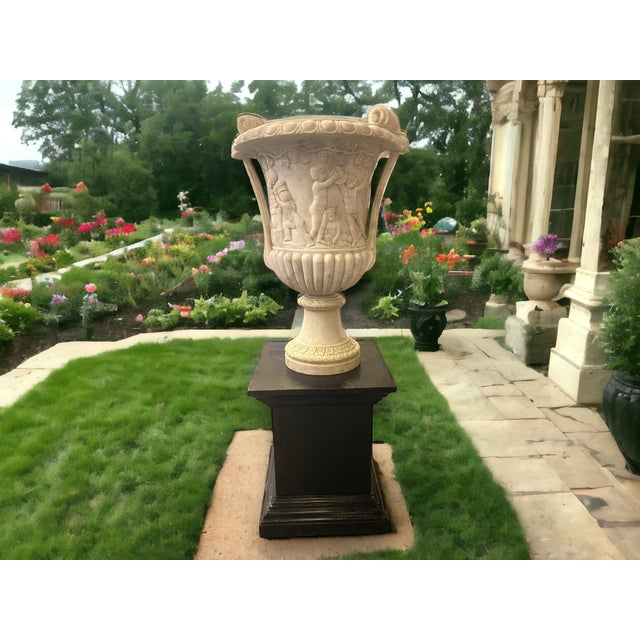 Grand Tour Carrara White Marble Vase, 1960s For Sale - Image 13 of 14