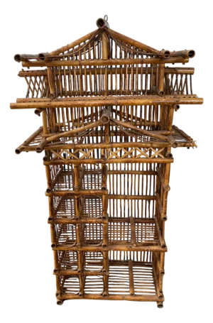Vintage Bamboo Pagoda Standing Etagere / Bar Display Shelf, Wine Rack, Tiki Display Shelf
