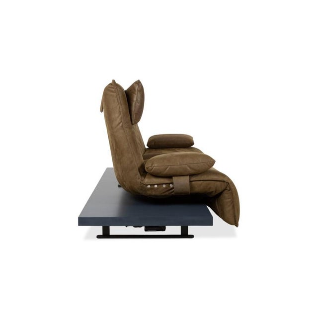 Free Motion Epos Leather Two-Seater Olive Green Mustard Electric Function Sofa from Koinor For Sale - Image 18 of 18