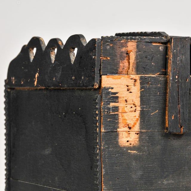 Early 20th Century Primitive Folk Art Jewelry Box Tabletop Chest of Drawers Tramp Art Detail For Sale - Image 12 of 17