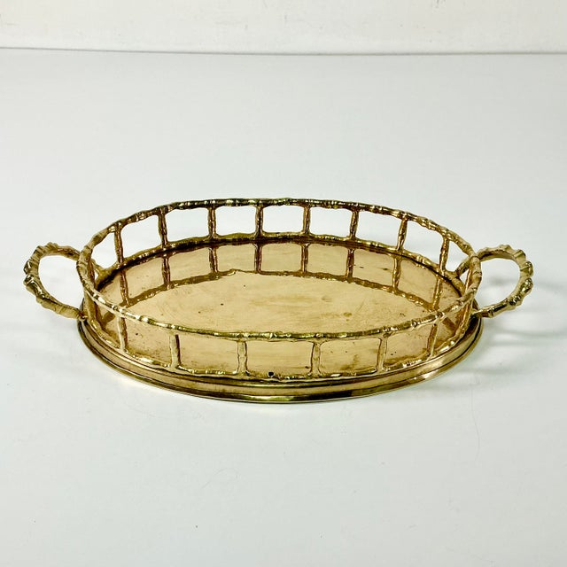 Brass Mid-Century Hollywood Regency Coastal Boho Chic Oval Faux Bamboo Brass Tray, Mottahedeh Attributed For Sale - Image 8 of 13