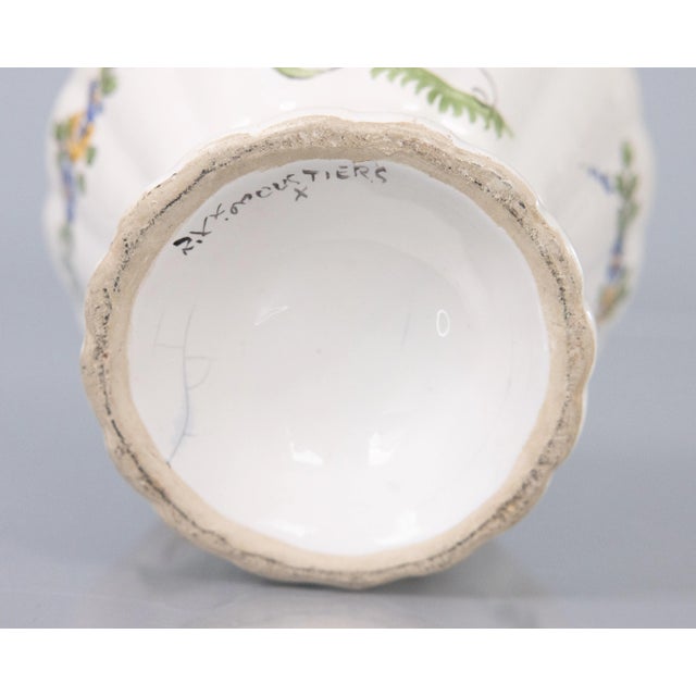 19th Century French Faience Moustiers Bouquetière Flower Frog Vase For Sale In Houston - Image 6 of 7