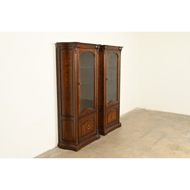 Davis Cabinet Company Davis Cabinet Co. French Regency Louis XVI Carved Cherry Wood Lighted Bookcases or Display Cabinets, Pair For Sale - Image 4 of 16