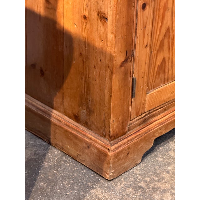 19th Century English Pine Dresser For Sale - Image 9 of 14