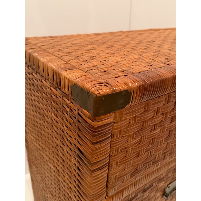 Contemporary 1970s Large 6 Drawer Woven Rattan Chest of Drawers With Metal Mounts For Sale - Image 3 of 9