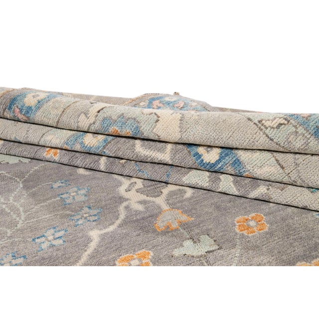 13 X 15 Contemporary Oushak Style Gray Wool Rug Handmade With Floral Design For Sale In New York - Image 6 of 10