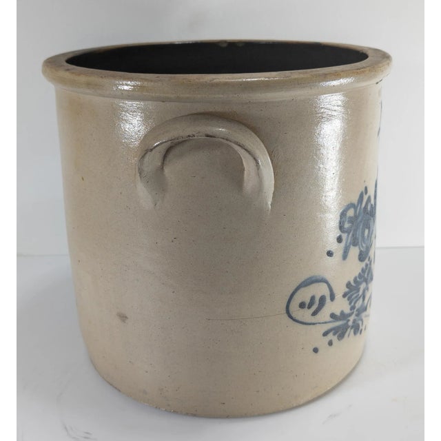 19th Century Albany Stoneware Farmhouse 4 Gallon Crock With Cobalt Decoration For Sale In New York - Image 6 of 12