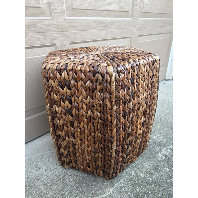 Late 20th Century Late 20th Century Chinoiserie Woven Rush Hexagonal Garden Stool or Side Table For Sale - Image 5 of 8