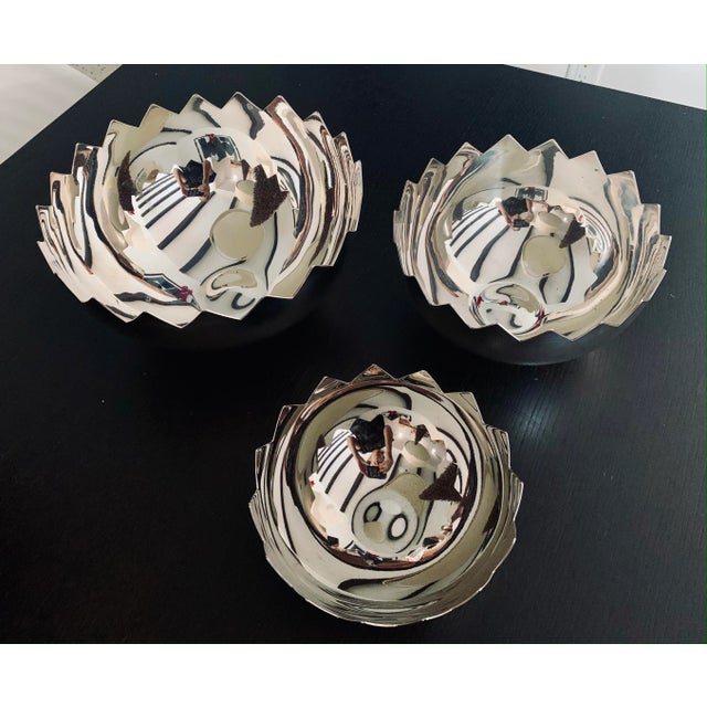 Giuliano Malimpensa's 1980s Mesa Design sawtooth bowls from Italy are iconic postmodern pieces, typically silver-plated...