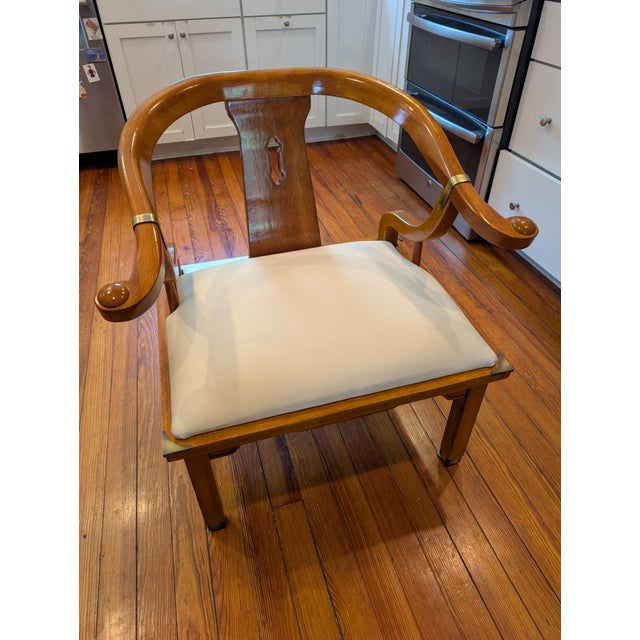 Chinoiserie Vintage Schnadig James Mont Style Horseshoe Chair - Mid Century Chinoiserie For Sale - Image 3 of 9