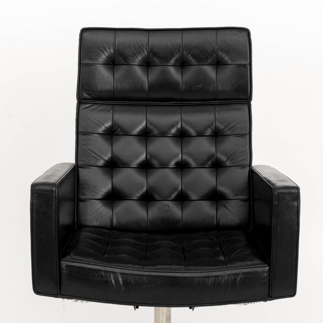 Modern Vincent Cafiero for Knoll Executive Arm Chair For Sale - Image 3 of 9