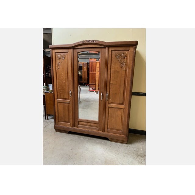 Vintage Art Deco Wardrobe in Oak, 1930 For Sale - Image 12 of 12