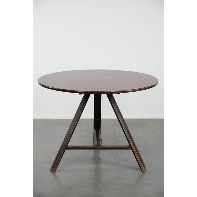 We are offering this beautiful and practical Dutch dining table/folding table from the 20th century, measuring 105 cm in...