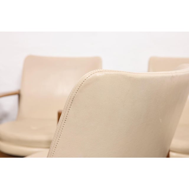 Beige Vintage Dining Armchairs in Walnut and Vinyl Leather from Ib Kofod-Larsen, 1963, Set of 4 For Sale - Image 8 of 18