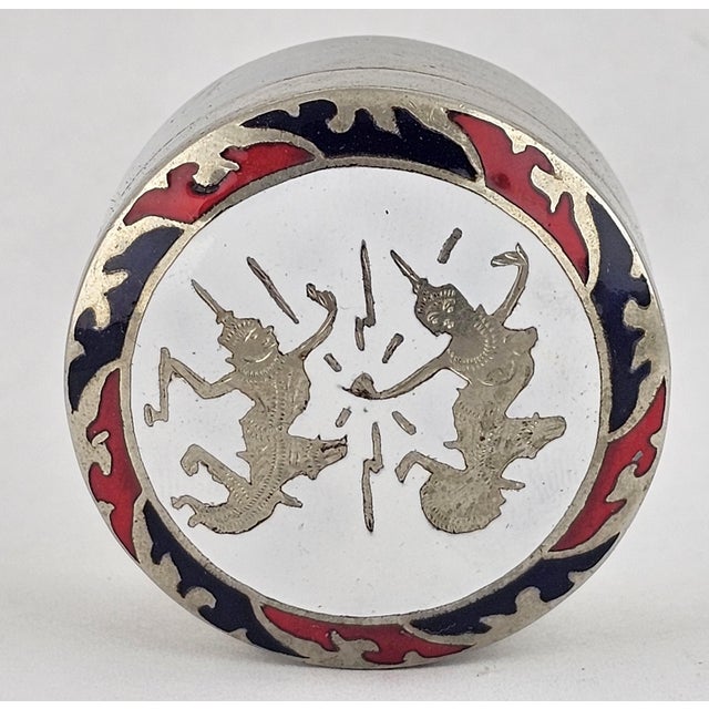 Vintage Siam Sterling Silver Enamel Pill Box Thai Dancers White, Blue & Red For Sale - Image 10 of 12