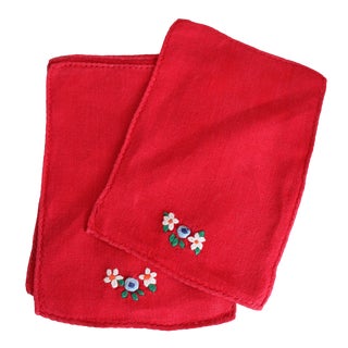 Red Linen Embroidered Cocktail Napkins - Set of 4 For Sale