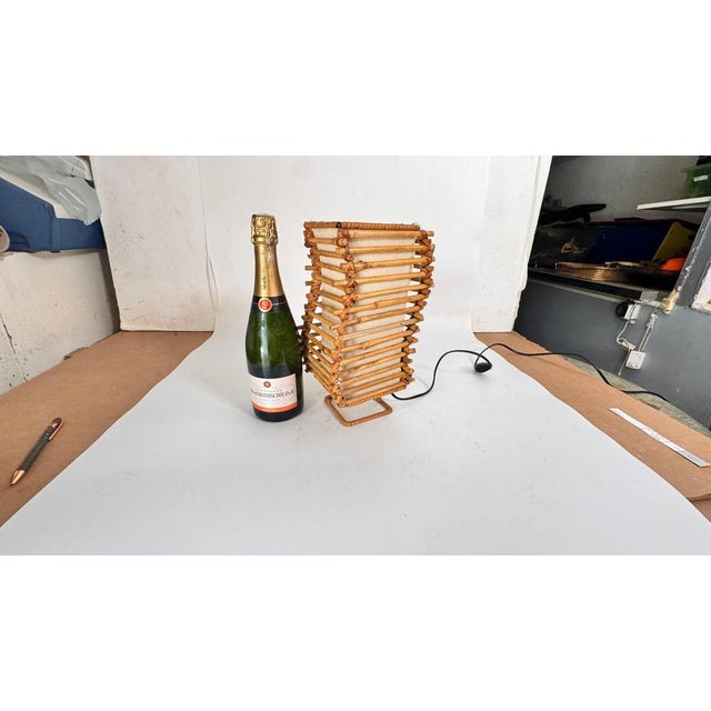 1960s Minimalist Table Lamp in Wicker and Fabric : This is a mid-century table lamp from the 1960s, combining wicker...