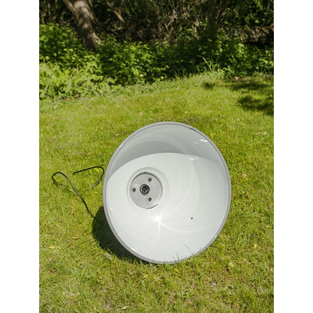HDK Grey Enamel and Aluminum Factory Pendant Light from Philips, Holland, 1950s For Sale - Image 12 of 14