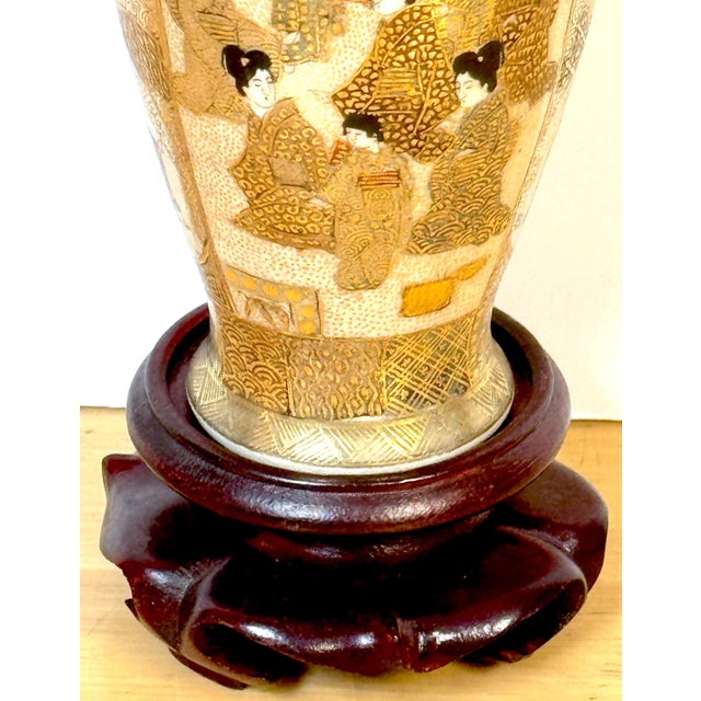 Meiji Period Satsuma Gilt Enameled Immortal & Geisha Vase & Stand by Kozan Zo For Sale In West Palm - Image 6 of 11