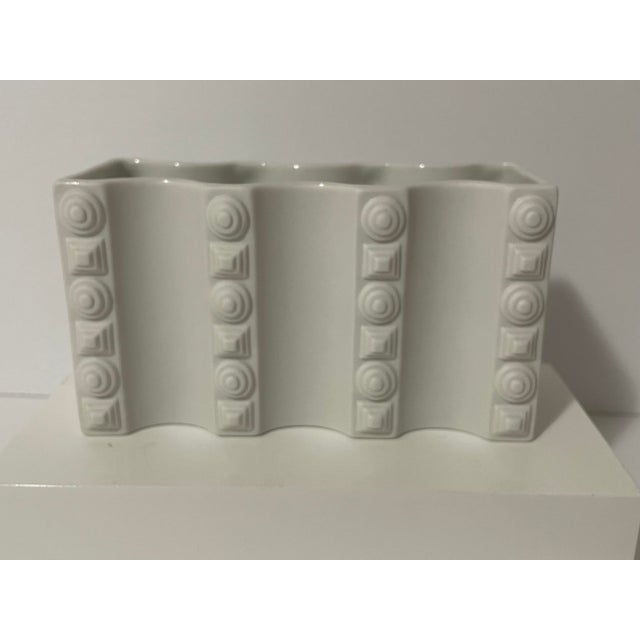 Heinrich & Co. 1960s Mid-Century Modern Geometric Horizontal Bisque Porcelain Vase Heinrich Selb, Bavaria Germany For Sale - Image 4 of 10