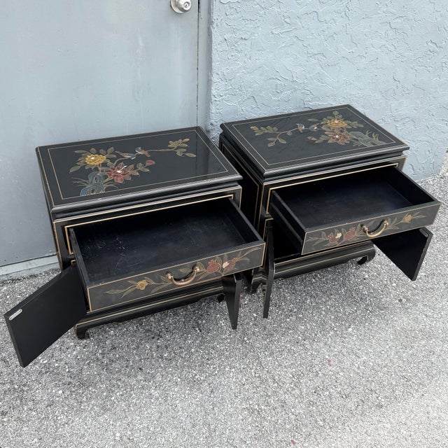 Chinoiserie Vintage Cantonese Black Lacquered Hand Painted Nightstands - A Pair For Sale - Image 3 of 11