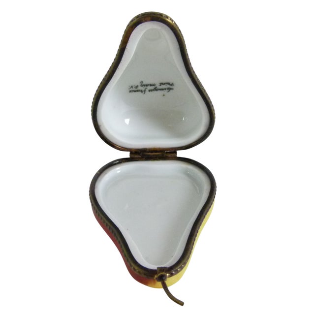 Goldenrod Late 20th Century French Limoges Porcelain Half Pear Figural Trinket Box by Parry & Vieille (p.V.) For Sale - Image 8 of 10