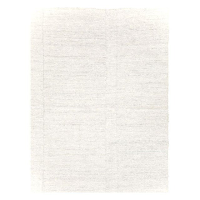 Modern Galerie Shabab Collection Mid-20th Century Handmade Turkish Flatweave Kilim Room Size Carpet For Sale - Image 3 of 10