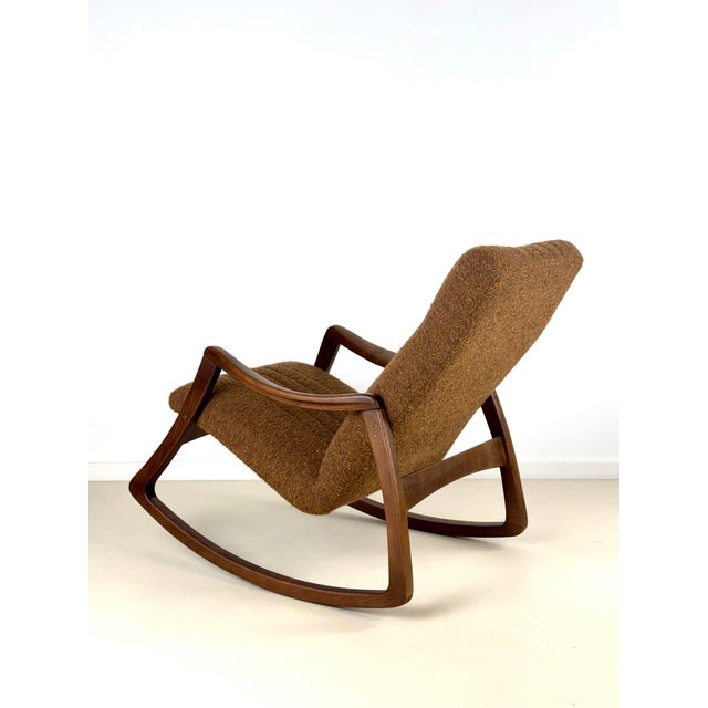 Mid-Century Modern Bentwood Rocking Chair from TON, 1960s For Sale - Image 3 of 13