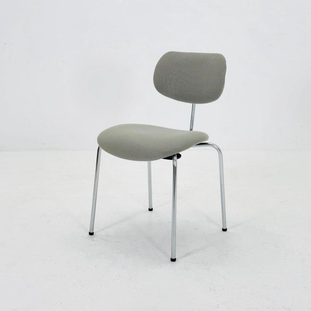 Gold Mid-Century Modern Austrian SE 68 Chair by Egon Eiermann for Wilde & Spieth, 1990s For Sale - Image 8 of 8