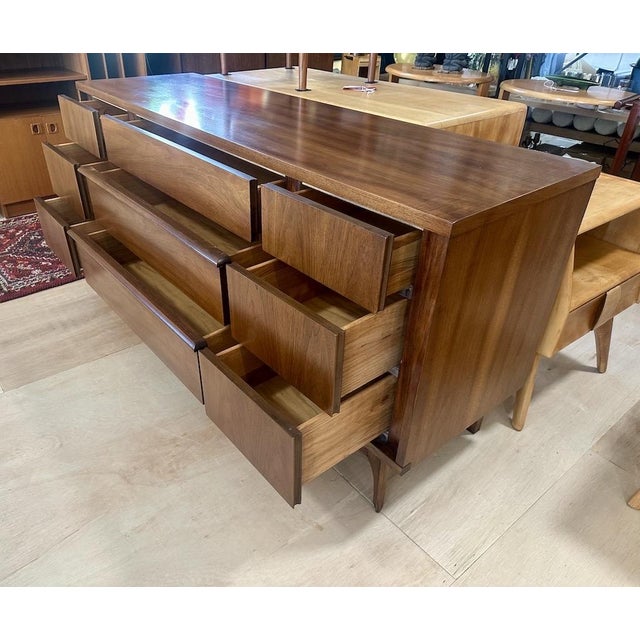 Kent Coffey ‘Predicta’ 9 Drawer Lowboy Dresser For Sale - Image 9 of 10