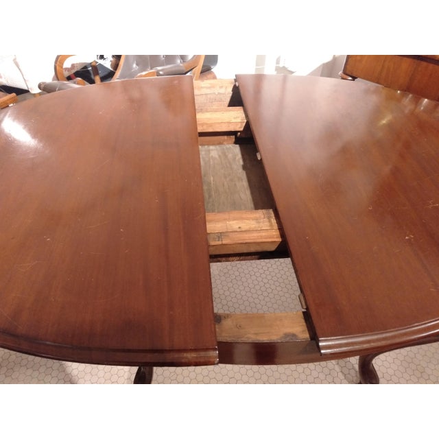 Wood Extendable Oval Table in Mahogany with Legs in Cabriolè by Luigi Filippo For Sale - Image 7 of 11