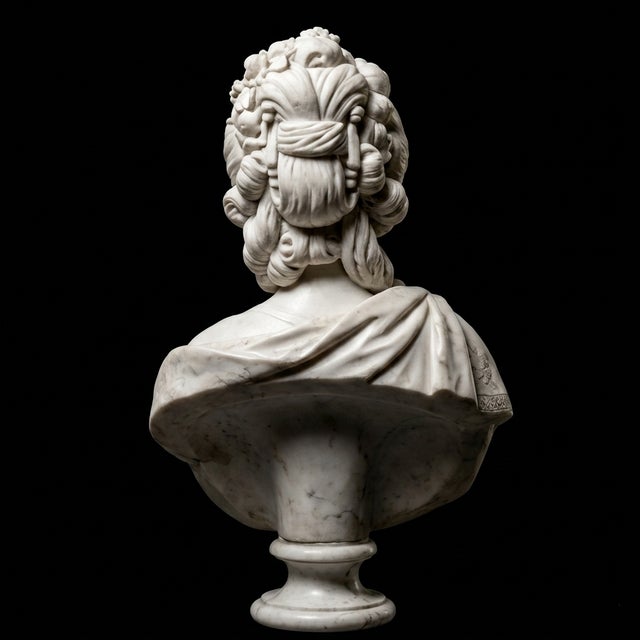 2020s Hand-Carved Natural Marble Bust Sculpture – Portrait of Marie Antoinette For Sale - Image 5 of 5