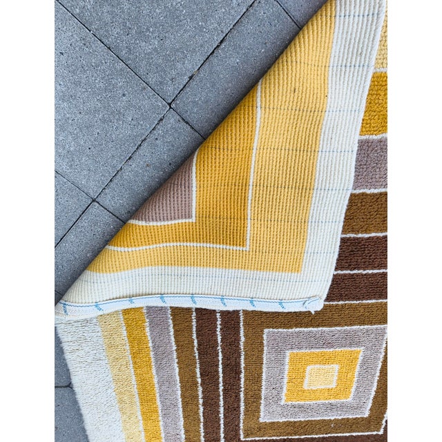 Rug in the style of Panton, 1970s For Sale - Image 3 of 6