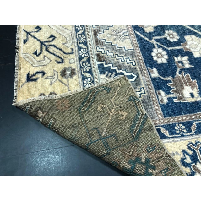 Vintage Medallion Design Traditional Turkish Wool Area Rug For Sale - Image 9 of 10