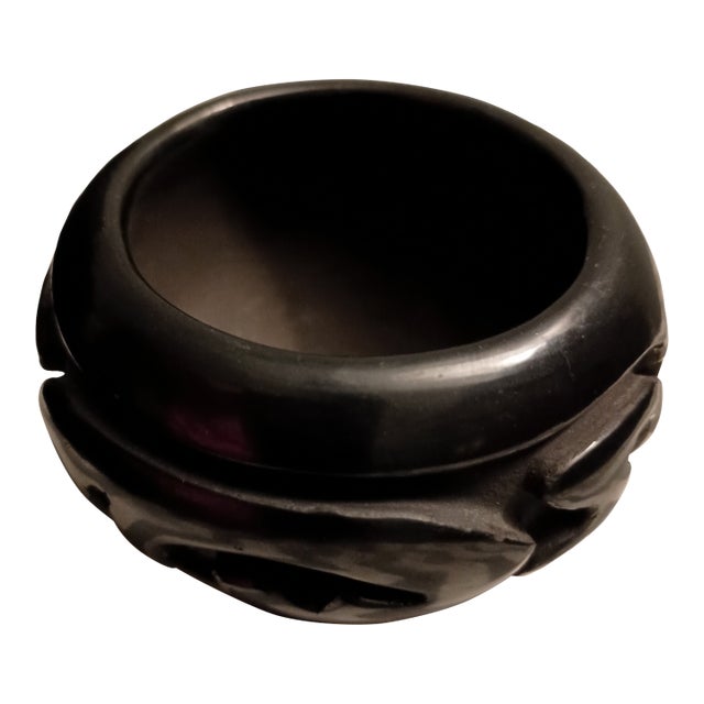 Native American Black Santa Clara Pueblo Clay Pot (1999) by Vickie Martinez For Sale