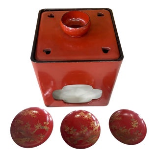 Late 19th Century Japanese Lacquered Sake Drinking Set Meiji Period - 4 pcs For Sale