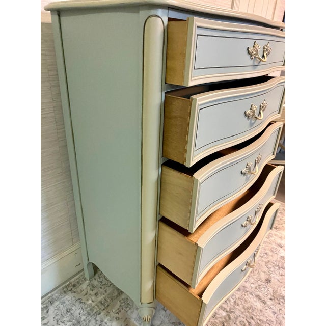 Mid 20th Century Vintage Dixie French Provincial Chest of Drawers