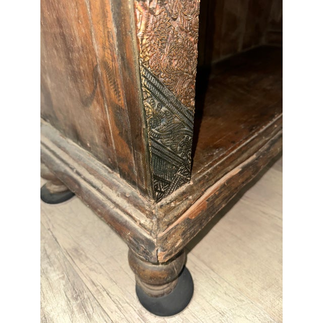 Late 20th Century Indian Hand-Carved Solid Wood Bookcase With Intricate Carved Panels For Sale - Image 11 of 13