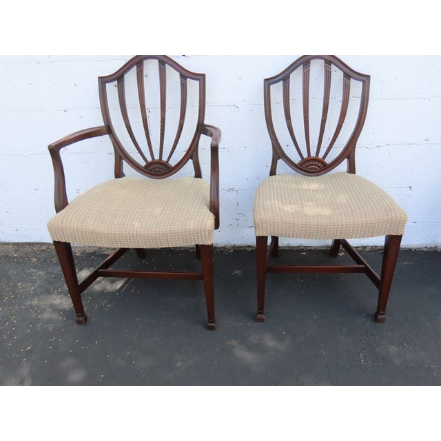 1940s Mahogany Set of Dining Table Six Shield Back Chairs and 2 Leaves 6563 For Sale - Image 5 of 17