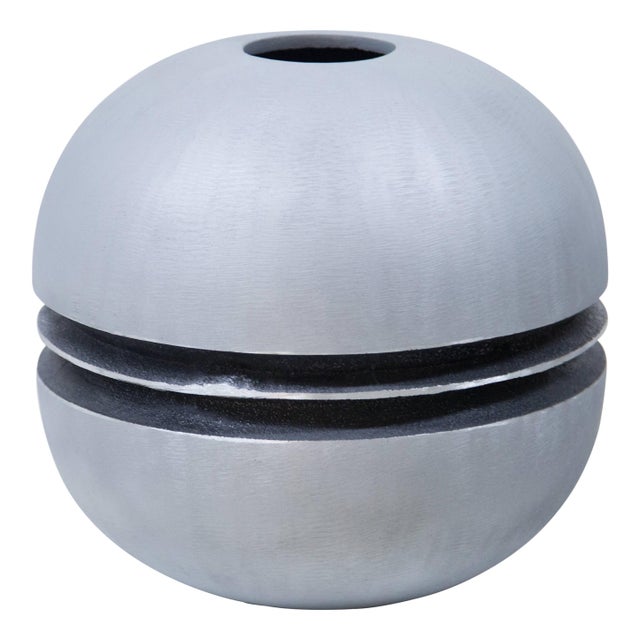 1970s Modernist Round Vase by Artist Lorenzo Burchiellaro For Sale - Image 9 of 18