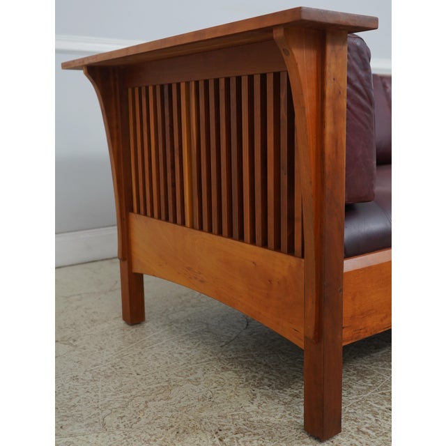 Stickley Cherry Arts & Crafts Prairie Sofa For Sale In Philadelphia - Image 6 of 18
