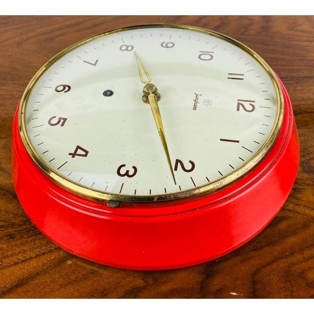 Mid-Century Modern Wall Clock in Glass with Metal and Brass from Junghans, 1960s For Sale - Image 3 of 8